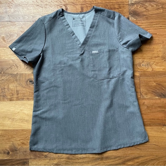 Figs Catarina One-Pocket Scrub Top V- neck Graphite Heather Gray Style#FW1000 - Picture 5 of 12